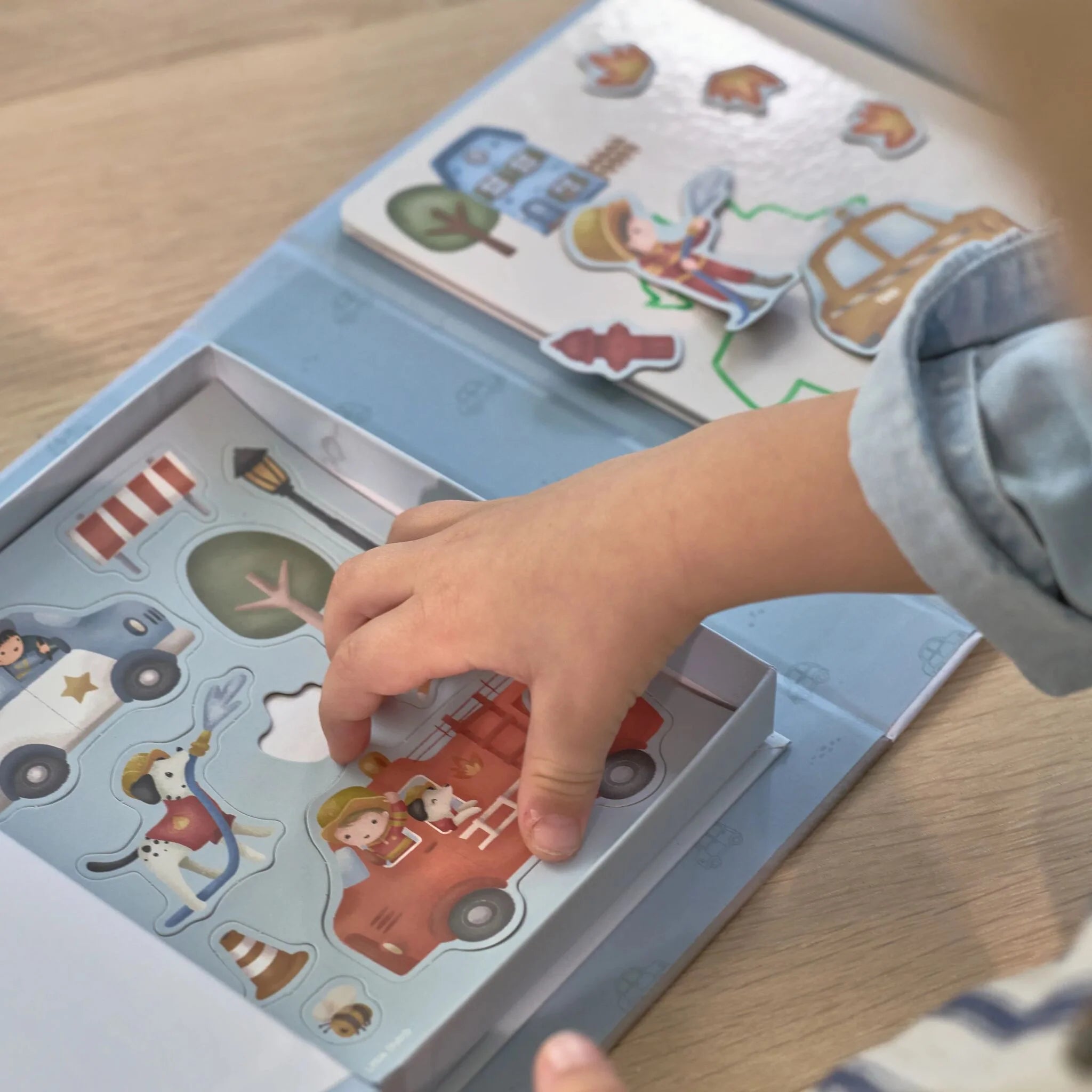 little dutch- Magnetisches Spielbuch - Jim
