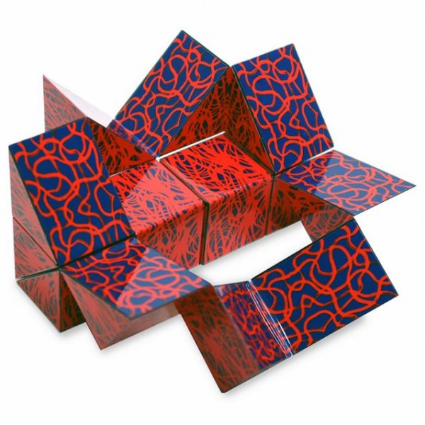 DYNACUBE- 100+ shapes (rot, blau, grün)