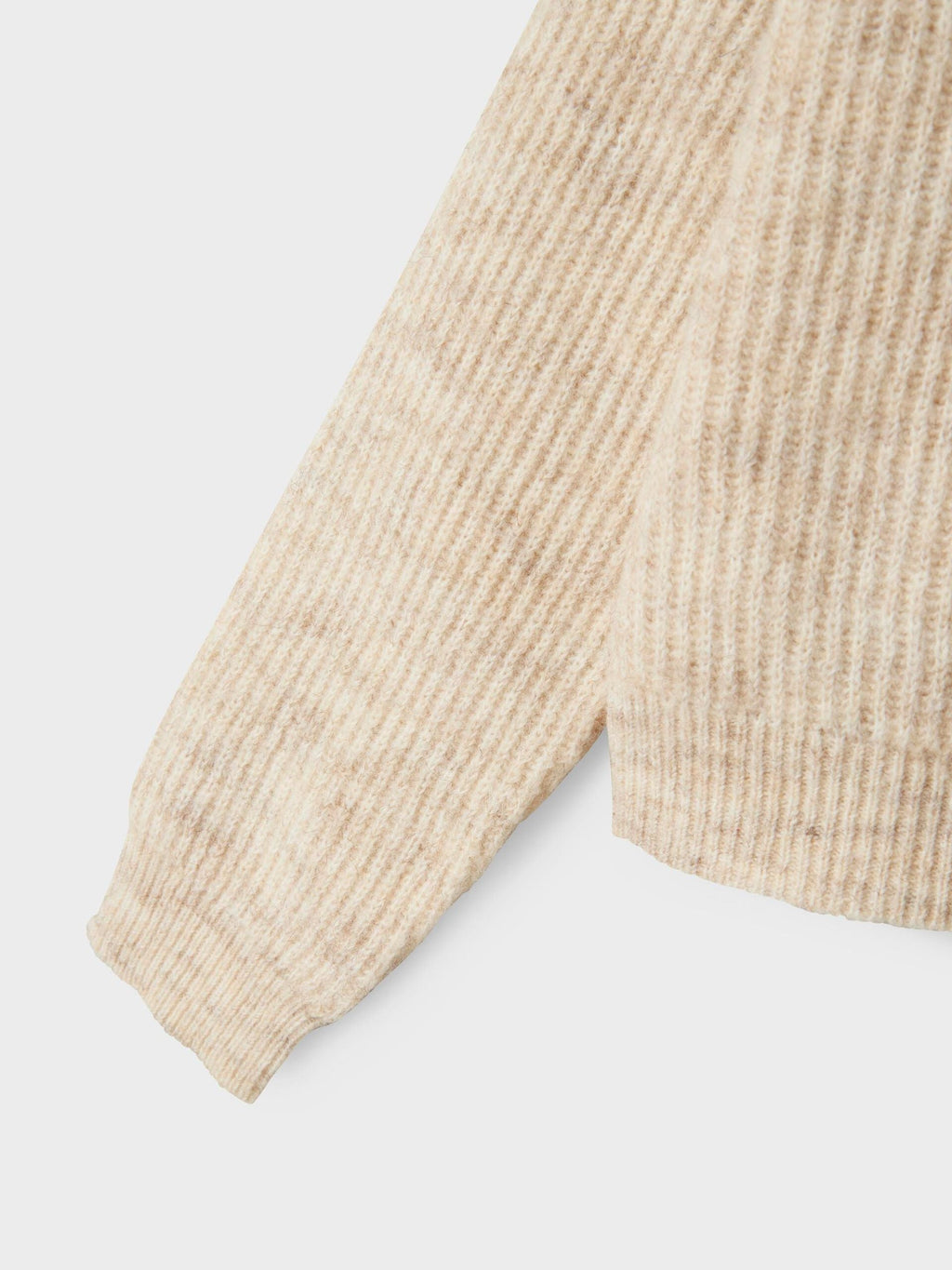 Name it- NKFHOLLY LS BOXY SHORT KNIT NOOS- pure cashmere